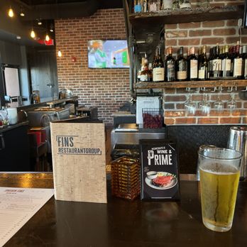 Smokin Fins - Bar seating - Seafood Near Me - Chandler, Arizona