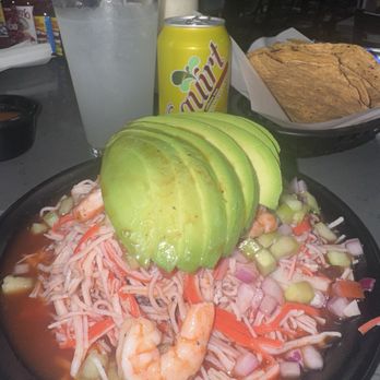 Mariscos Los Dorados - Mexican Near Me - Paramount, California