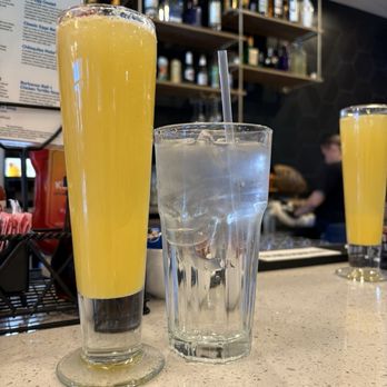Broken Yolk Cafe - Mimosa - Breakfast & Brunch Near Me - Henderson, Nevada