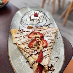 Crepe Heaven Cafe - Nutella Strawberry & Bananas Crepe