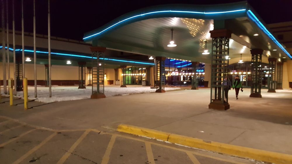 NEW VISION THEATRES OAKDALE 20 CLOSED 10 Photos & 43 Reviews 1188