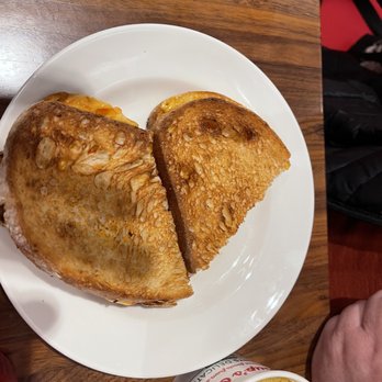 Elephants Lake Oswego - Grilled Cheese with peppers - Cafes Near Me - Lake Oswego, Oregon Elephants Lake Oswego - Grilled Cheese with peppers - Cafes Near Me - Lake Oswego, Oregon