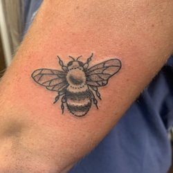 Big Daddy's Vicious Colors Tattoos & Piercings