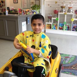 Styles & Smiles 4 Kids - So much to do .......you will not even notice you are getting a hair cut!