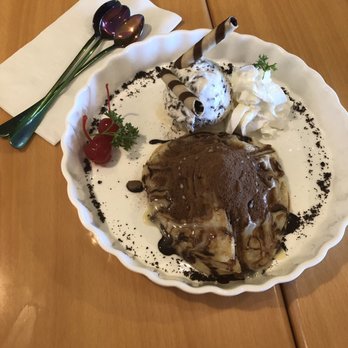 Supreme Thai Bistro - Supreme roti with coconut ice cream - Thai Near Me - Chantilly, Virginia