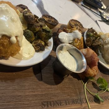 Stone Terrace Gastropub - Surf and turf - Gastropubs Near Me - San Antonio, Texas Stone Terrace Gastropub - Surf and turf - Gastropubs Near Me - San Antonio, Texas