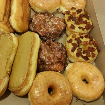 Baker's Dozen Donuts - Donuts Near Me - Folsom, California Baker's Dozen Donuts - Donuts Near Me - Folsom, California