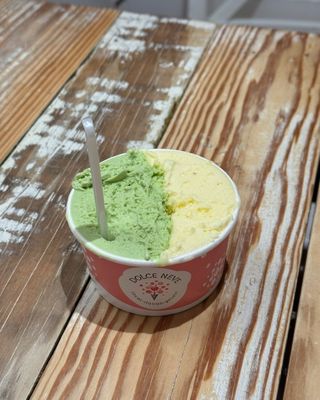 Dolce Neve Gelato by null
