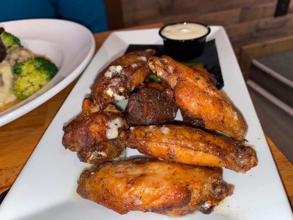 BREWS & BARRELS CLOSED Updated August 2024 45 Photos & 21 Reviews