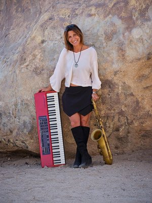 The Mainstay by null