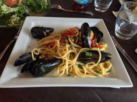 Ristorante Pizzeria la Bella Napoli al Porto by null