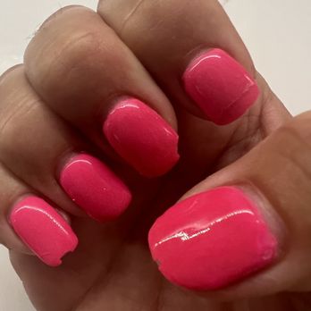 Hot Nails & Spa - Smh... not cool. Four days later and she wasn't even rough with her nails. - Nail Salons Near Me - Destin, Florida