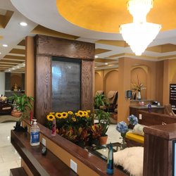 Caesars Palace Nails & spa
