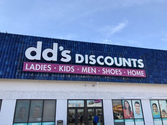 finish line la palmera mall