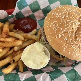 Forest Cafe - Bunyan Burger and Fries - American Near Me - Klamath, California