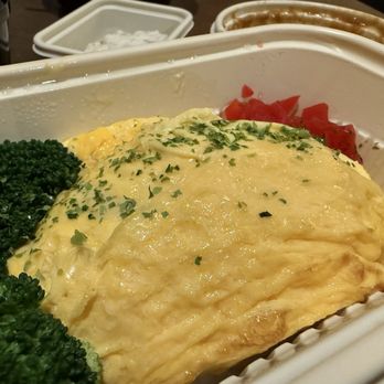 Curry Flurry - Closeup Omurice - Japanese Curry Near Me - Arcadia, California Curry Flurry - Closeup Omurice - Japanese Curry Near Me - Arcadia, California
