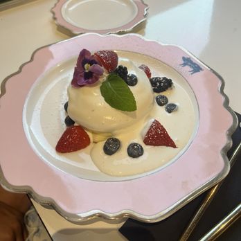Breaking Dawn Brunch - Soufflé pancakes - Breakfast & Brunch Near Me - Los Gatos, California Breaking Dawn Brunch - Soufflé pancakes - Breakfast & Brunch Near Me - Los Gatos, California