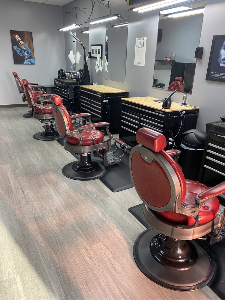 Hwy 6 Barber Shop Logo