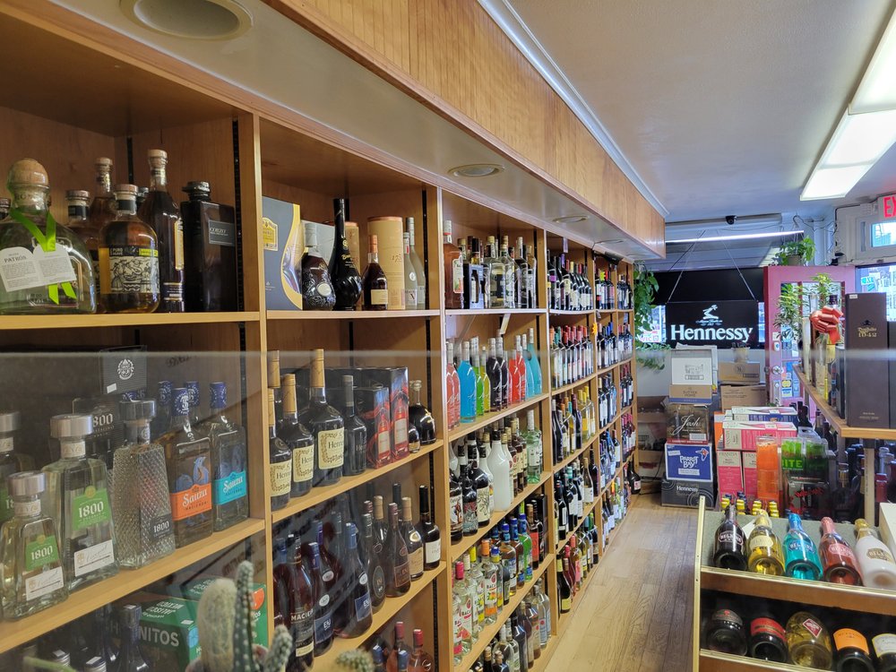 Y & Y LIQUOR STORE Updated September 2024 12 Photos 133 Lake Ave