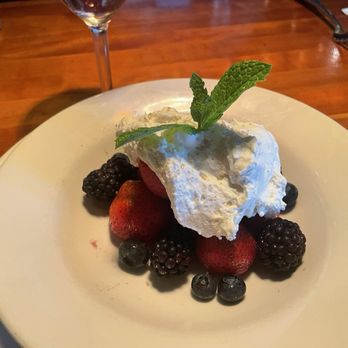 Rutherford Grill - American Near Me - Rutherford, California
