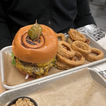 B-Lux Grill & Bar - Double Cheeseburger and Onion Rings - Burgers Near Me - Pocono Summit, Pennsylvania