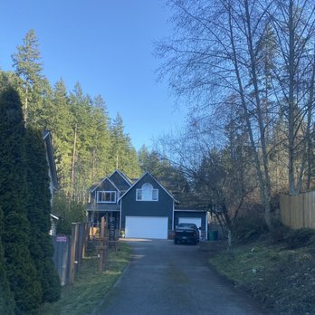 Carmelo Landscape - Our driveway was so gross- full of mud & leaves. Weeds everywhere! - Gardeners Near Me