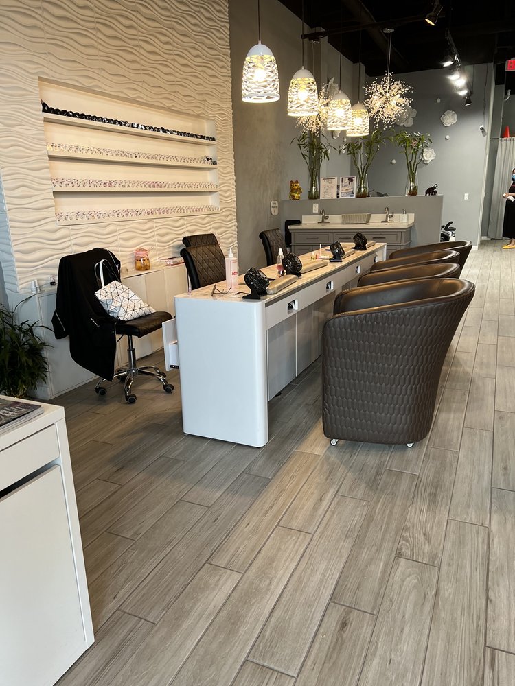 WINWIN NAILS AND SPA Updated October 2024 16 Photos & 16 Reviews