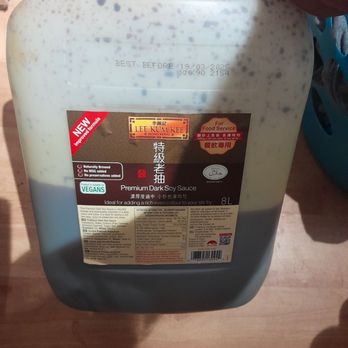 Chung Ying - 8ltr dark soya sauce - Grocery Near Me - Glasgow, GLG