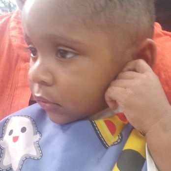 Blueprint Fade Lounge - Mr.Reign watching Rango while getting his First Cut! - Barbers Near Me - Dallas, Texas Blueprint Fade Lounge - Mr.Reign watching Rango while getting his First Cut! - Barbers Near Me - Dallas, Texas
