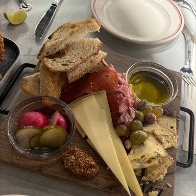 Heritage 147 by null