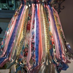 UpTown Vintage In The Avenues - Rag strip lamp cover