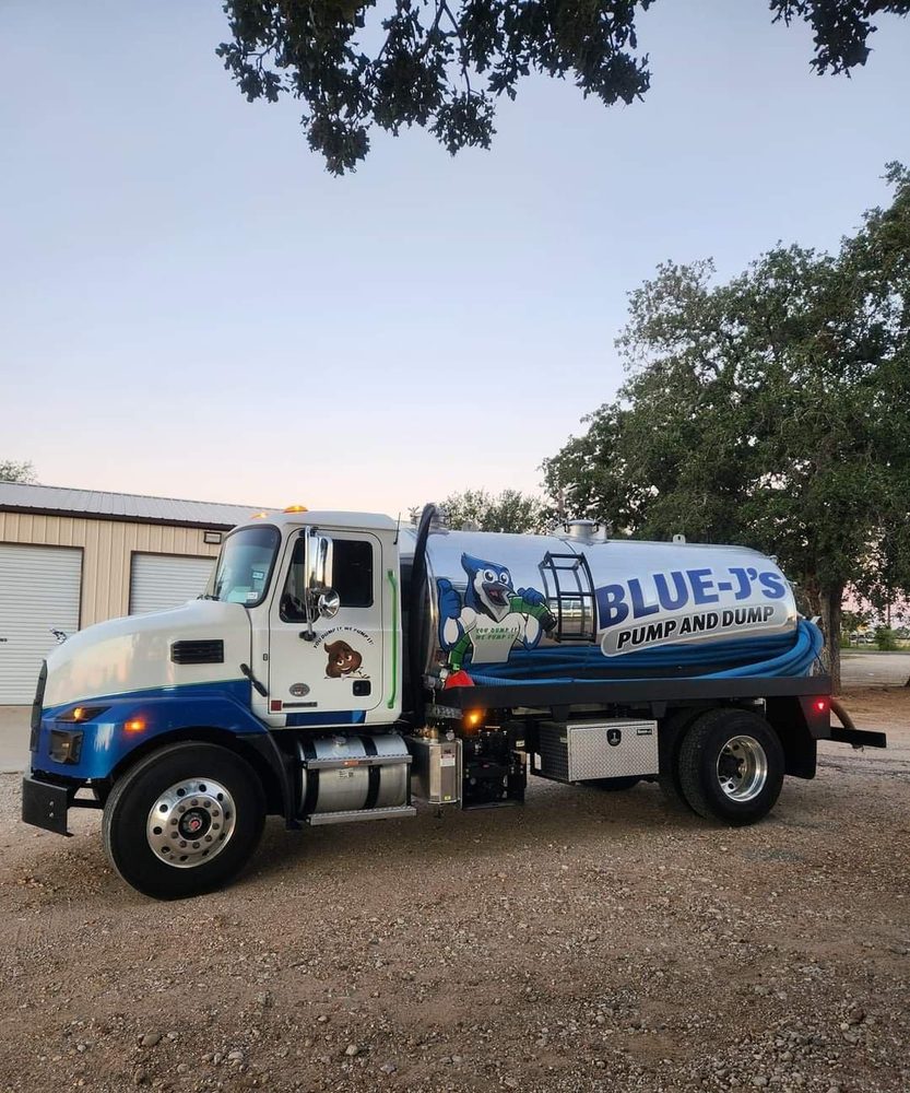Blue-J's Pump and Dump - septic in Blue, TX