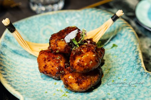 Lai Wah Heen by null