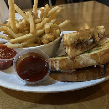 Domestic - Braised rib grilled cheese? Tasted more like tri tip - Barbeque Near Me - Covina, California Domestic - Braised rib grilled cheese? Tasted more like tri tip - Barbeque Near Me - Covina, California