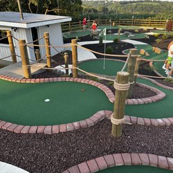 Hillside Mini Golf & Ice Cream