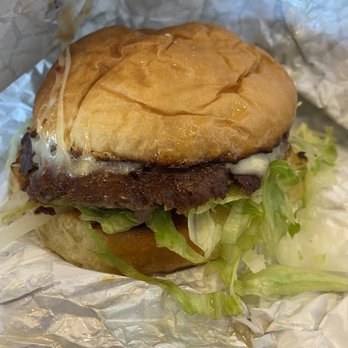 MOOYAH Burgers, Fries & Shakes - Mooyah Cheeseburger - Burgers Near Me - Irvine, California MOOYAH Burgers, Fries & Shakes - Mooyah Cheeseburger - Burgers Near Me - Irvine, California