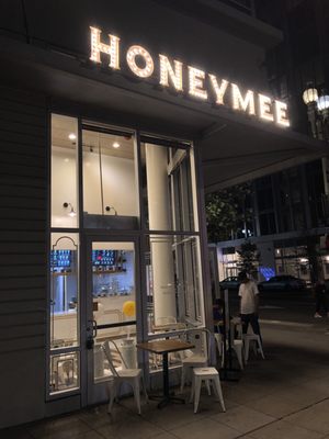 Honeymee DTLA by null