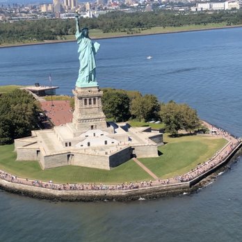 Flynyon - The pilot took us low, so that we could get the best views - Aerial Tours Near Me - Kearny, New Jersey Flynyon - The pilot took us low, so that we could get the best views - Aerial Tours Near Me - Kearny, New Jersey