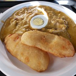 Tita’s Grill - Chicken Curry, fried potato no seasoning