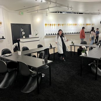 Elia Parfum - Sit down area to create your personalized non-toxic fragrance - Perfume Near Me - Newport Beach, California