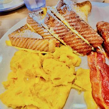 The Country Deli - Hearty Breakfast Combo - Delis Near Me - Chatsworth, California