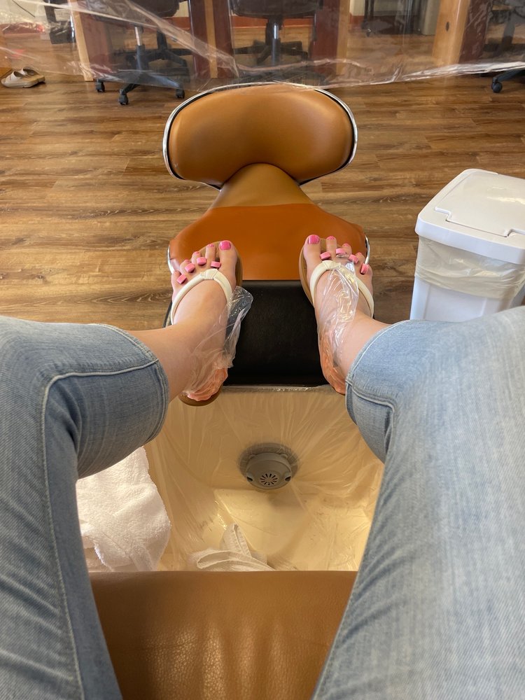 IRIS NAILS & SPA Updated September 2024 37 Reviews 11 Hampstead