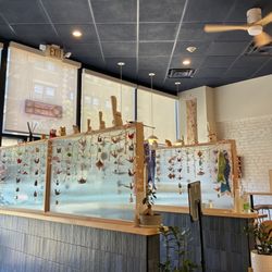 Kenzoku Mazesoba - Entrance with origami