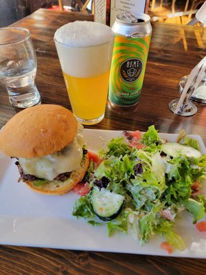 Trail House Kitchen & Bar by null