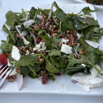 Spotted Dog - Field Blend Salad - American Near Me - Springdale, Utah