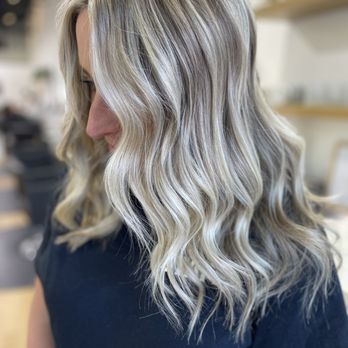 HB Collective Salon - Hair by Jenn Santos - Hair Salons Near Me - Brentwood, California HB Collective Salon - Hair by Jenn Santos - Hair Salons Near Me - Brentwood, California