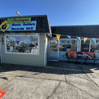 Starlight Hi-Fi - Store front - Music & DVDs Near Me - Ocean Shores, Washington Starlight Hi-Fi - Store front - Music & DVDs Near Me - Ocean Shores, Washington