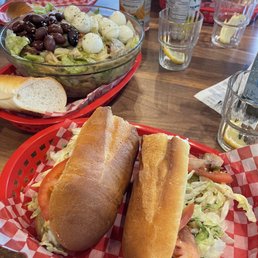 Boconccini salad and beef sandwich Boconccini salad and beef sandwich