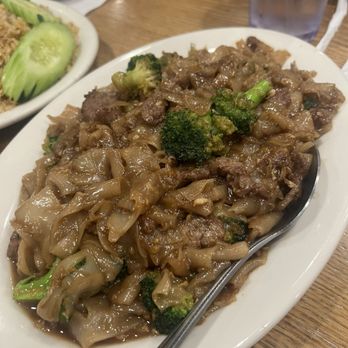 Thai Original BBQ - Beef With Broccoli - Thai Near Me - Cerritos, California