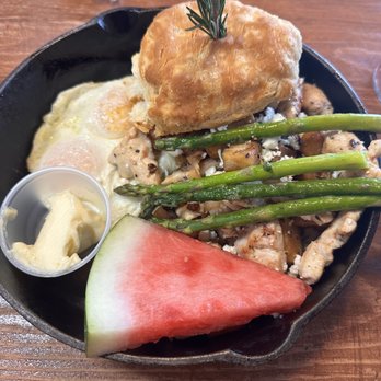Chops & Eggs - Roasted Chicken Hash - New American Near Me - Corpus Christi, Texas Chops & Eggs - Roasted Chicken Hash - New American Near Me - Corpus Christi, Texas